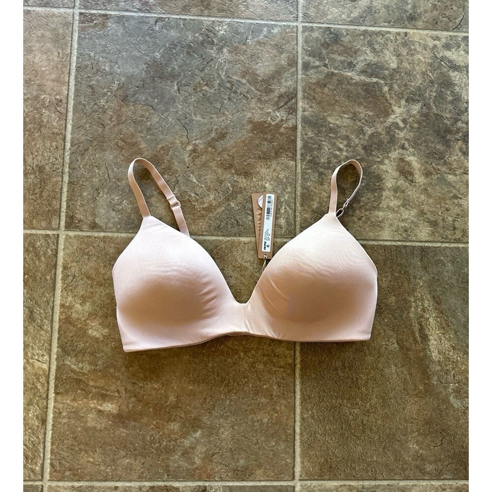 NWT - SKIMS Light Pink Bra
